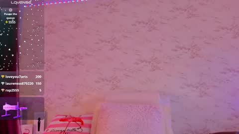 Snapshot of hannablaze_ chatting on 02.13.25 HannaB  online show from 02.13.25