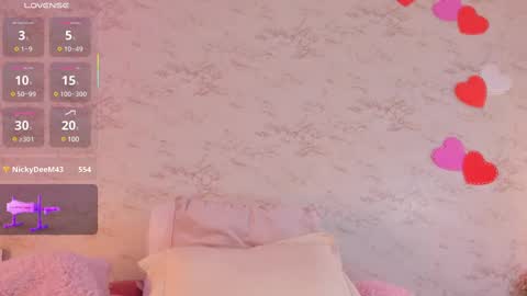 Snapshot of hannablaze_ chatting on 03.01.25 HannaB  online show from 03.01.25