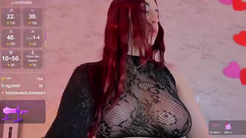 Snapshot of hannablaze_ chatting on 03.11.25 HannaB  online show from 03.11.25
