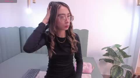 Snapshot of hannacarttier_ chatting on 06.20.26 Hanna Carttier online show from 06.20.26