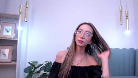 Snapshot of hannacarttier_ chatting on 06.26.26 Hanna Carttier online show from 06.26.26