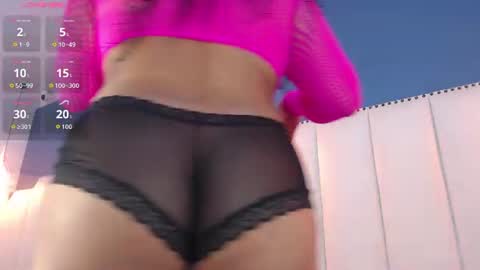 Snapshot of hannaceleste chatting on 06.24.26 online show from 06.24.26