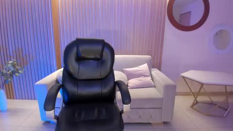  Hanna Connor  online show from 03.03.25