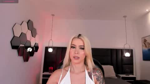  Hanna Connor  online show from 01.17.26