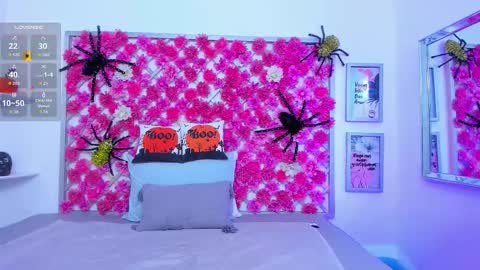 Hannah Miller online show from 10.24.25