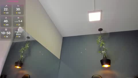 HANNAH MILLER online show from 01.04.25