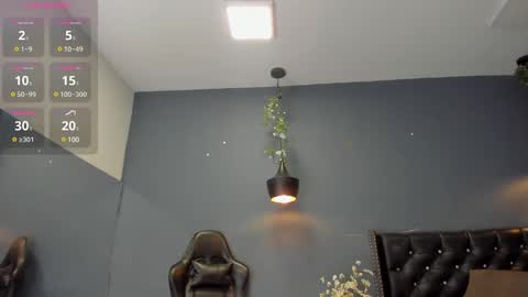 HANNAH MILLER online show from 01.10.25