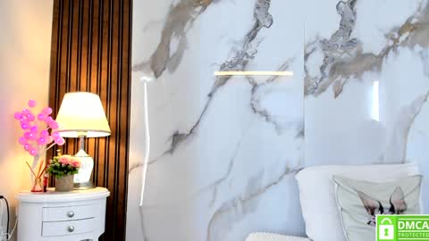 Hannahill69 online show from 01.27.25