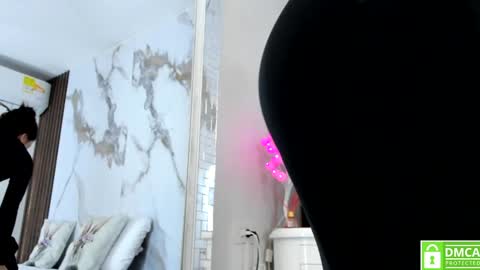 Hannahill69 online show from 01.29.25