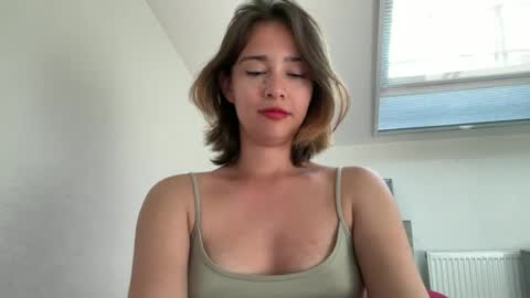 Snapshot of hannahinto chatting on 07.09.26 hannahinto online show from 07.09.26