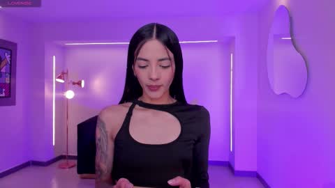 HANNAH J online show from 11.21.25