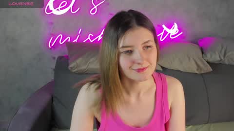 Snapshot of hannakoch chatting on 03.23.26 Hanna online show from 03.23.26