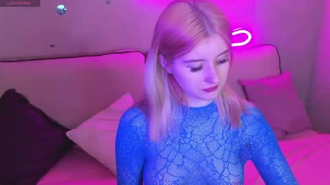 Snapshot of hannakoch chatting on 05.18.26 Hanna online show from 05.18.26