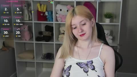 Snapshot of hannakoch chatting on 05.29.26 Hanna online show from 05.29.26