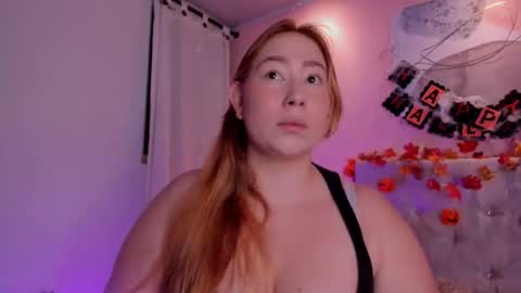 hannamartinn_ online show from 10.24.25