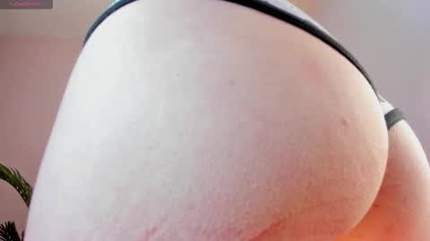 Hanna Miller  online show from 02.15.26