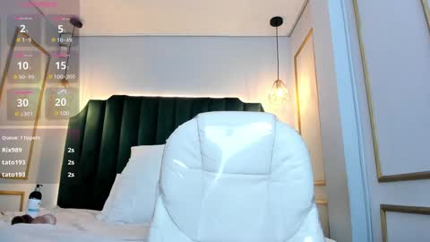 Snapshot of hannapaola chatting on 01.09.25 HannaPaola online show from 01.09.25