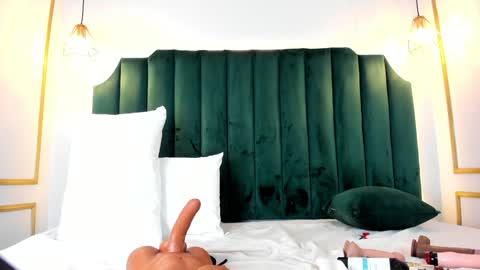 Snapshot of hannapaola chatting on 01.16.25 HannaPaola online show from 01.16.25