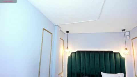 Snapshot of hannapaola chatting on 01.31.25 HannaPaola online show from 01.31.25