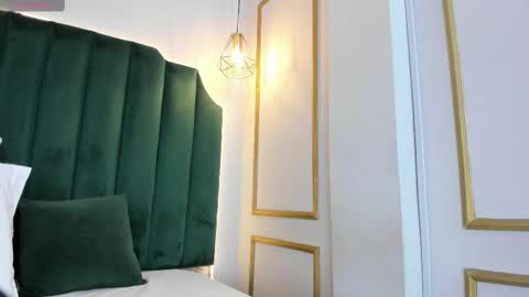 Snapshot of hannapaola chatting on 03.12.25 HannaPaola online show from 03.12.25