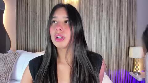 Snapshot of hannapaola chatting on 02.12.26 HannaPaola online show from 02.12.26