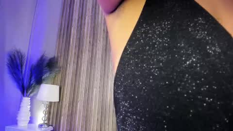 Snapshot of hannapaola chatting on 03.28.26 HannaPaola online show from 03.28.26