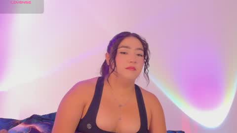 Snapshot of hannaprada1 chatting on 06.19.26 hannaprada1 online show from 06.19.26