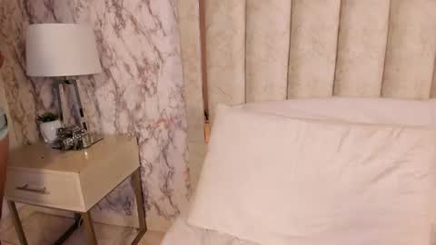 HANA  online show from 12.20.25