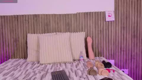 Snapshot of hannarodri chatting on 02.03.26 HELEN online show from 02.03.26