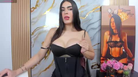 Snapshot of hannaroosseee chatting on 04.22.26 hannaroosseee online show from 04.22.26
