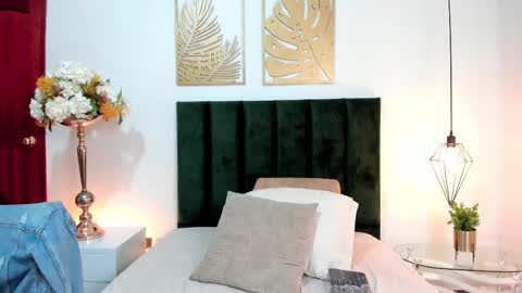 Hanna Warrior online show from 02.22.25