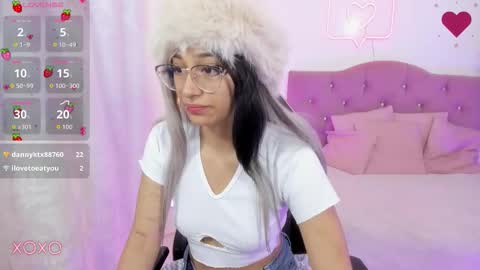 HANNI  online show from 12.05.25