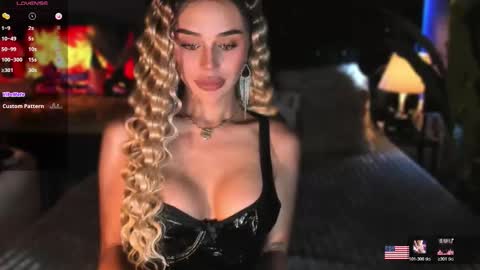 hanny113826 online show from 11.14.25