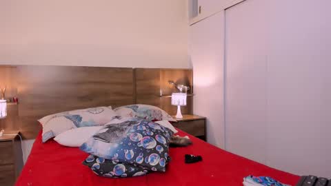 taylor live   online show from 02.11.25