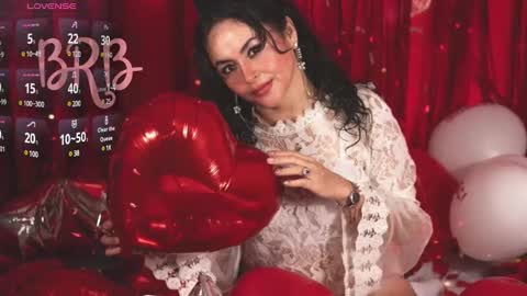 Snapshot of hanny_milf_ chatting on 03.12.25 HANNY online show from 03.12.25