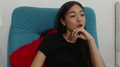 Snapshot of hantonella chatting on 01.09.25 Anto online show from 01.09.25