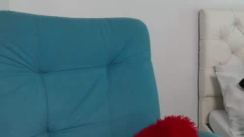 Snapshot of hantonella chatting on 01.18.25 Anto online show from 01.18.25