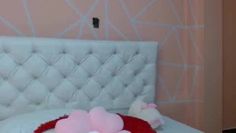 Snapshot of hantonella chatting on 09.09.25 Anto online show from 09.09.25