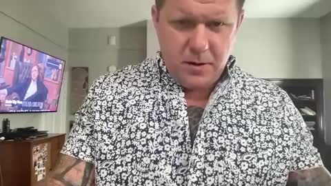 Snapshot of happilymarr1ed chatting on 09.11.25 DadBod online show from 09.11.25