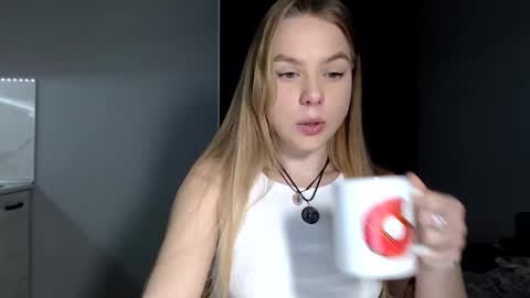 Snapshot of happy_fox_ chatting on 02.18.26 happy_fox_ online show from 02.18.26