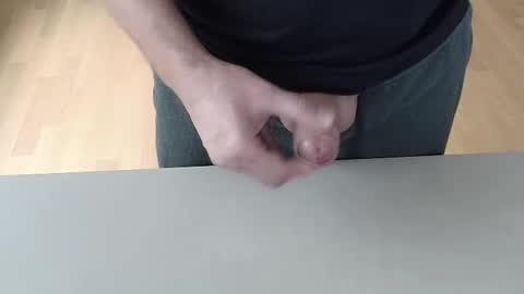 Snapshot of happybugger chatting on 02.16.25 Cum for you online show from 02.16.25