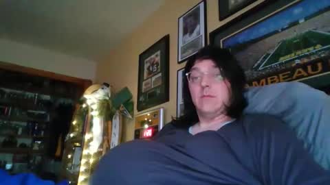 Snapshot of happynpregnantmi chatting on 11.30.25 happynpregnantmi online show from 11.30.25