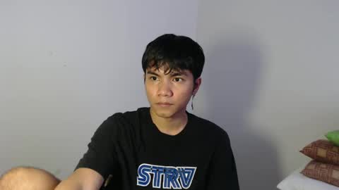 Snapshot of hard_bry chatting on 02.01.25 hard_bry online show from 02.01.25