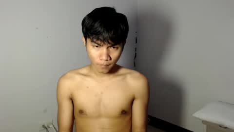 Snapshot of hard_bry chatting on 02.02.25 hard_bry online show from 02.02.25