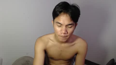 Snapshot of hard_bry chatting on 03.10.25 hard_bry online show from 03.10.25