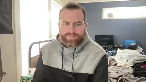 Snapshot of hard_irishman chatting on 02.26.25 Zach online show from 02.26.25