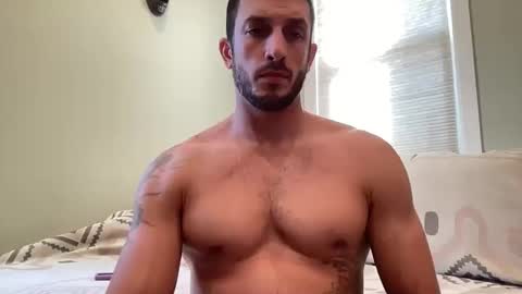 Snapshot of hard_runner_ chatting on 10.21.25 hard_runner_ online show from 10.21.25