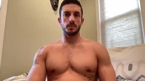 Snapshot of hard_runner_ chatting on 11.05.25 hard_runner_ online show from 11.05.25