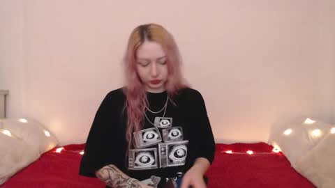 Snapshot of hardcore_x chatting on 04.24.26 Emily online show from 04.24.26