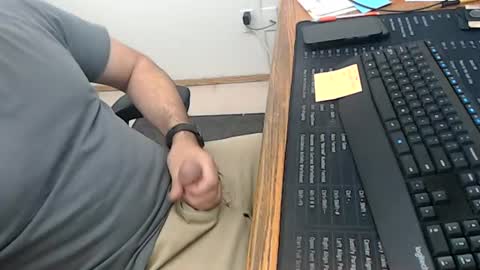Snapshot of hardcumcan chatting on 06.18.26 hardcumcan online show from 06.18.26
